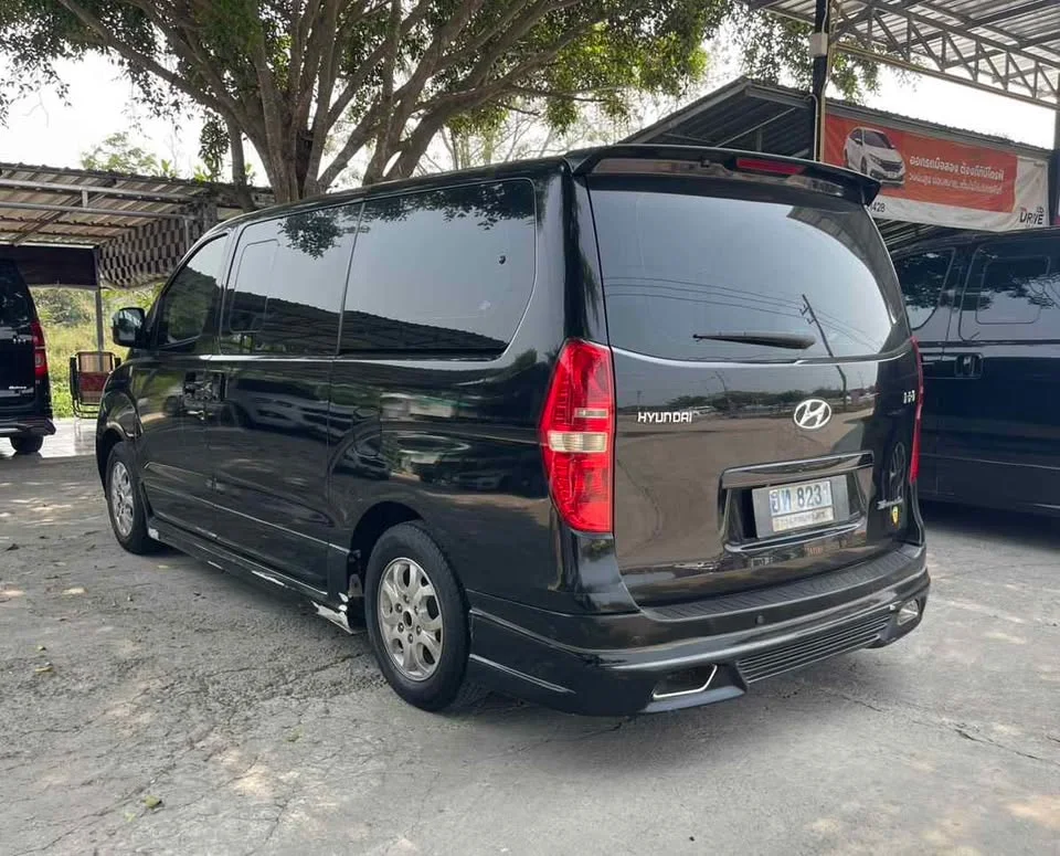 2010 Hyundai H-1 II 2