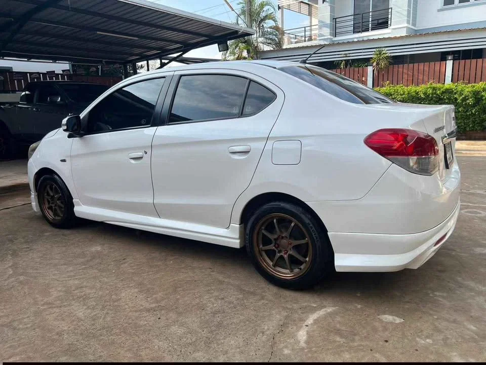 2015 Mitsubishi Attrage VI 3