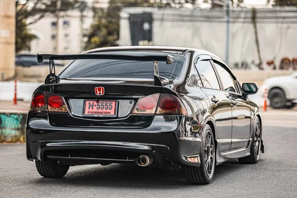 2011 Honda Civic VIII 2