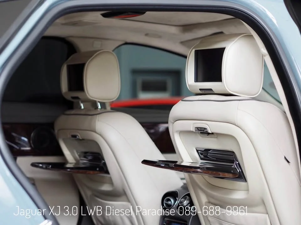 2012 Jaguar XJ X351 3