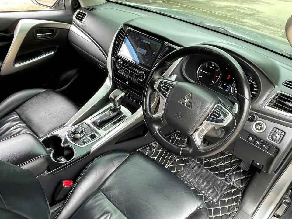 2016 Mitsubishi Pajero Sport III 3