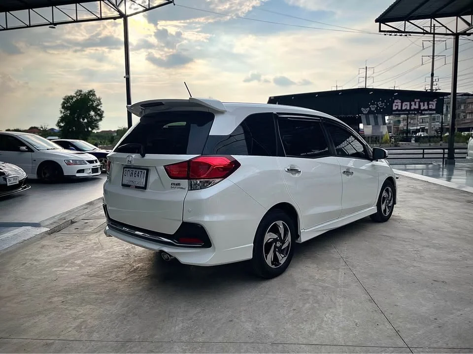2014 Honda Mobilio II 2