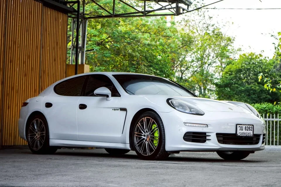 2015 Porsche Panamera I 2