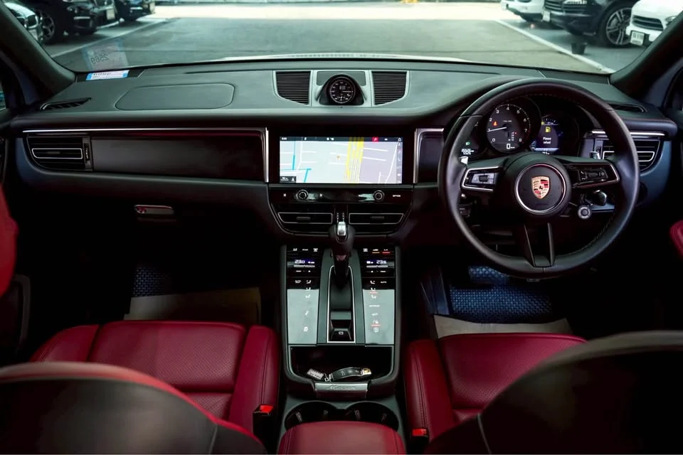 2023 Porsche Macan I 2