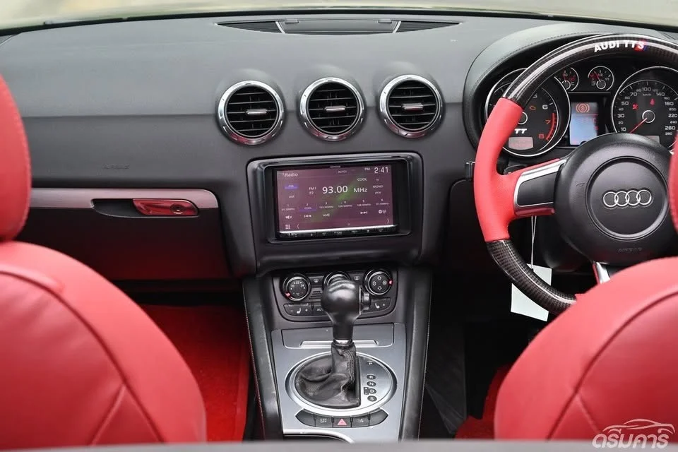 2010 Audi TT Mk2 2