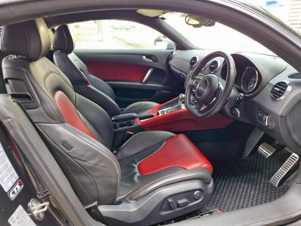 2010 Audi TT Mk2 2