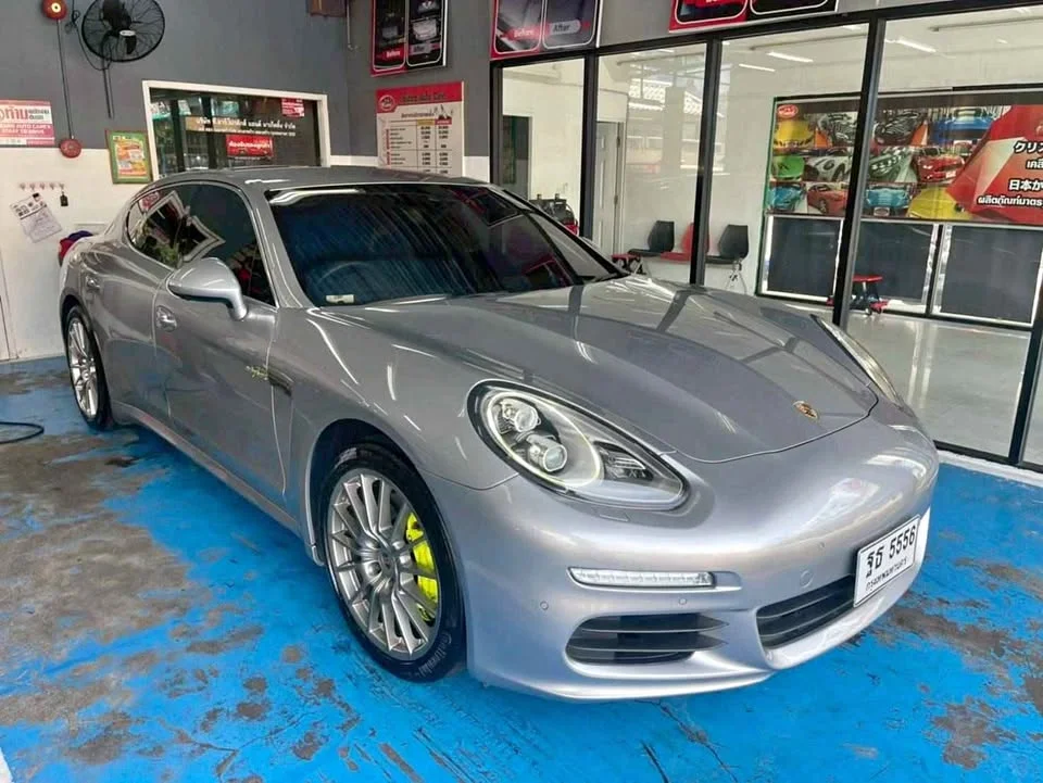 2014 Porsche Panamera I 3