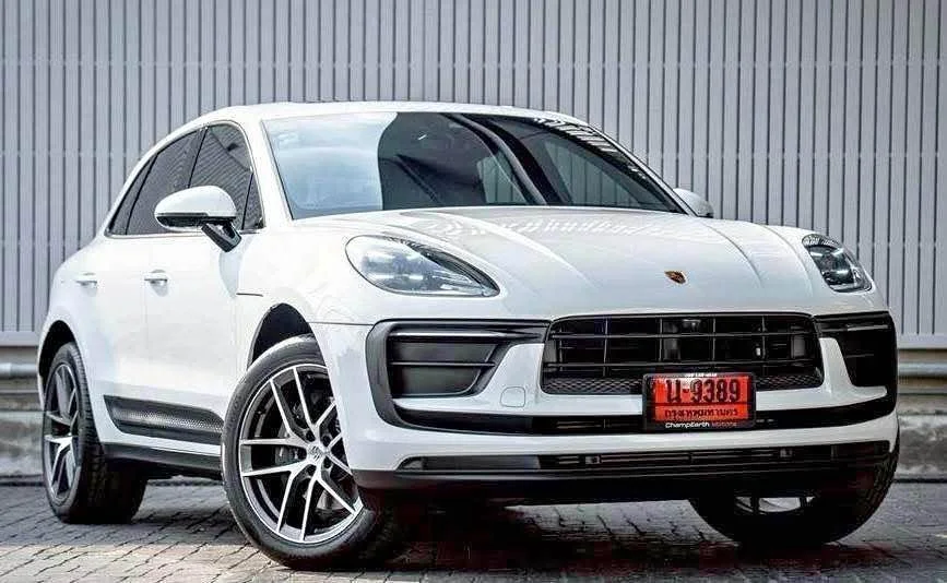 2023 Porsche Macan I 3