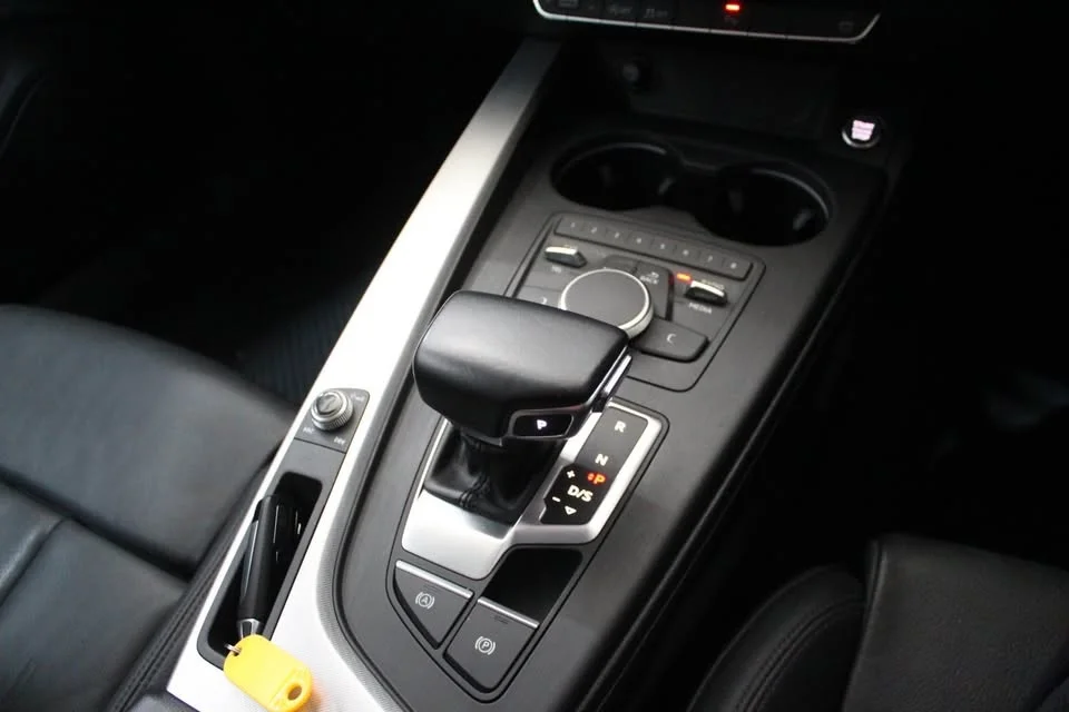 2017 Audi A4 B9 (8W) 2