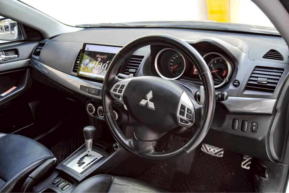 2010 Mitsubishi Lancer IX 2