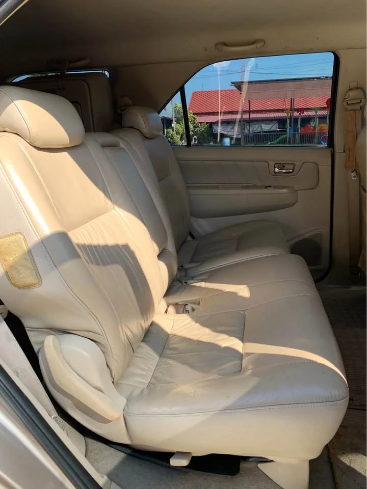 2005 Toyota Fortuner I 3