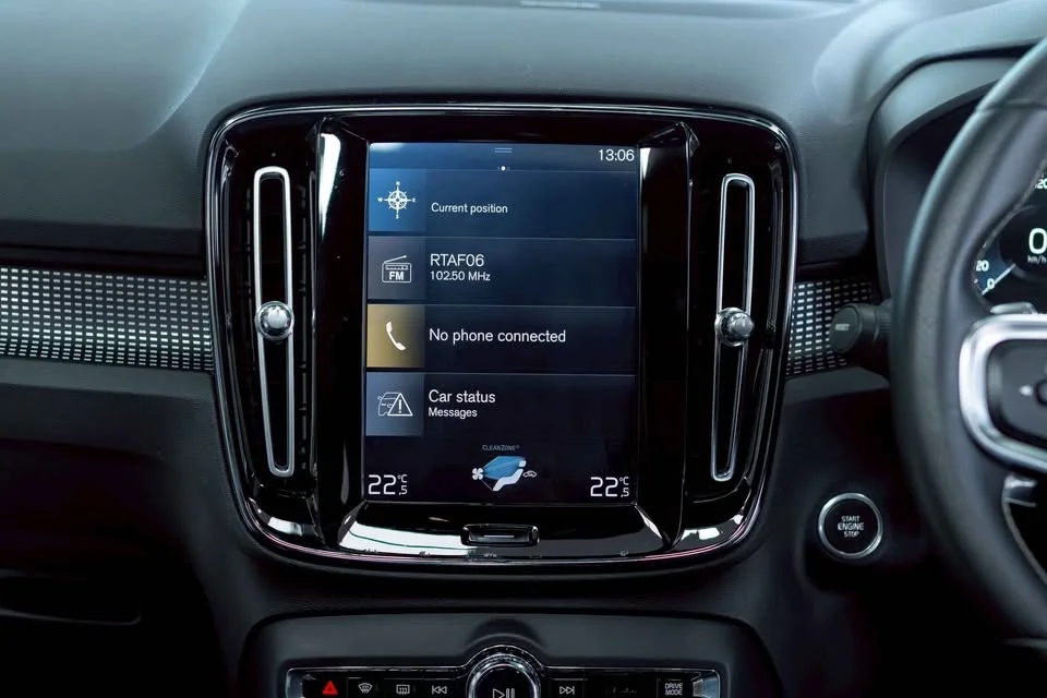 2020 Volvo XC40 3