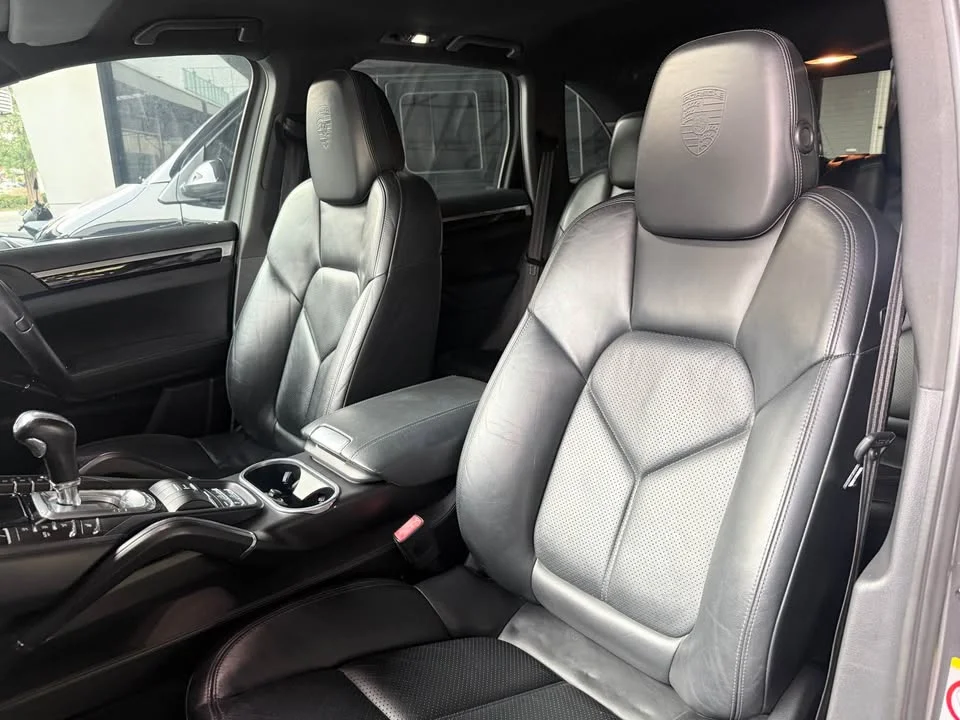 2010 Porsche Cayenne II 2