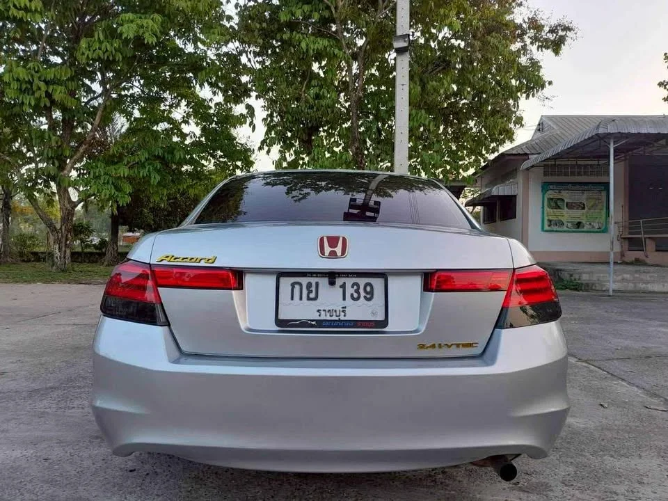 2008 Honda Accord VIII 3