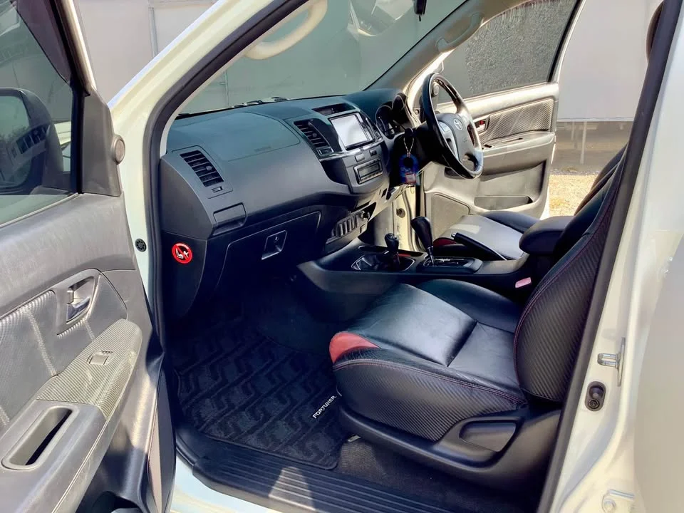 2014 Toyota Fortuner I 2