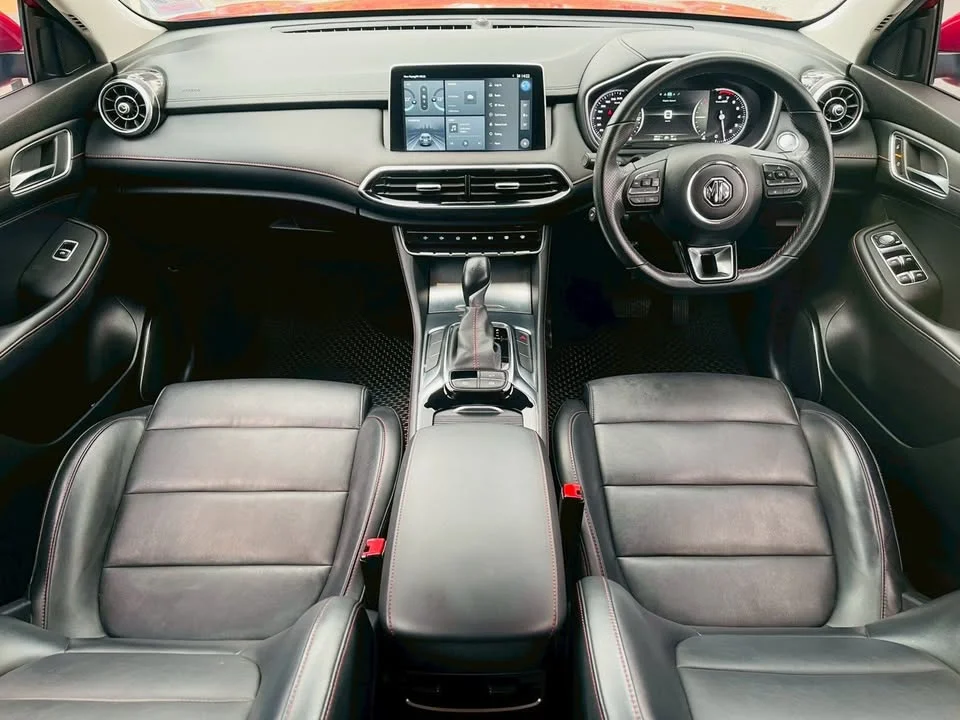2022 MG HS 3
