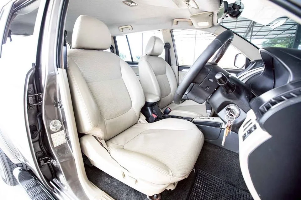2011 Mitsubishi Pajero Sport II 2