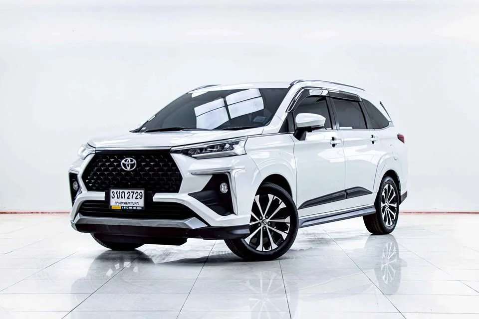 2022 Toyota Veloz III 2