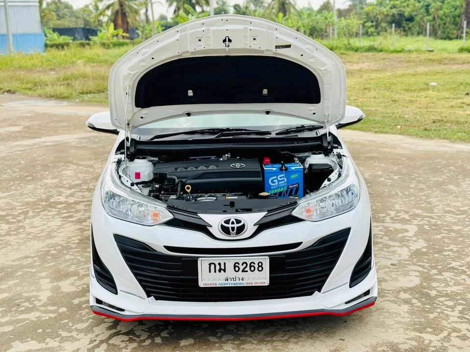 2018 Toyota Yaris ATIV III 2