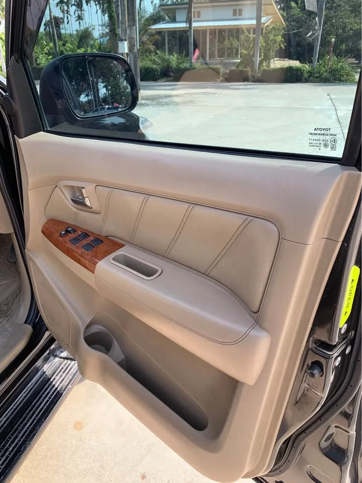 2008 Toyota Fortuner I 3