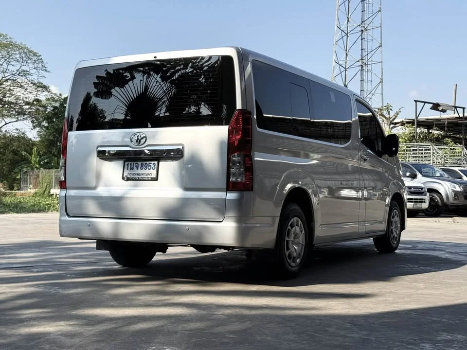 2023 Toyota HiAce VI (H300) 3