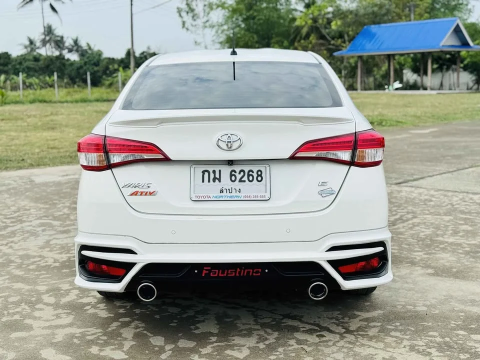2019 Toyota Yaris ATIV III 3