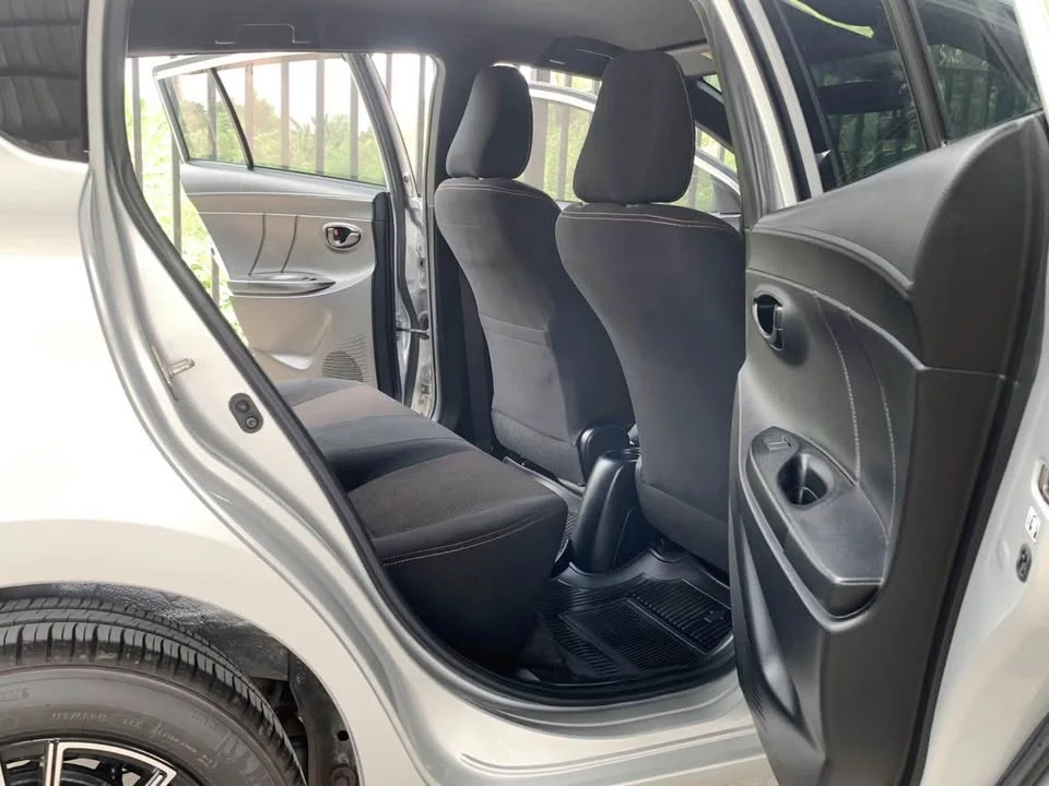 2015 Toyota Yaris III 2