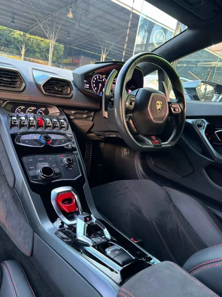 2016 Lamborghini Huracan 3