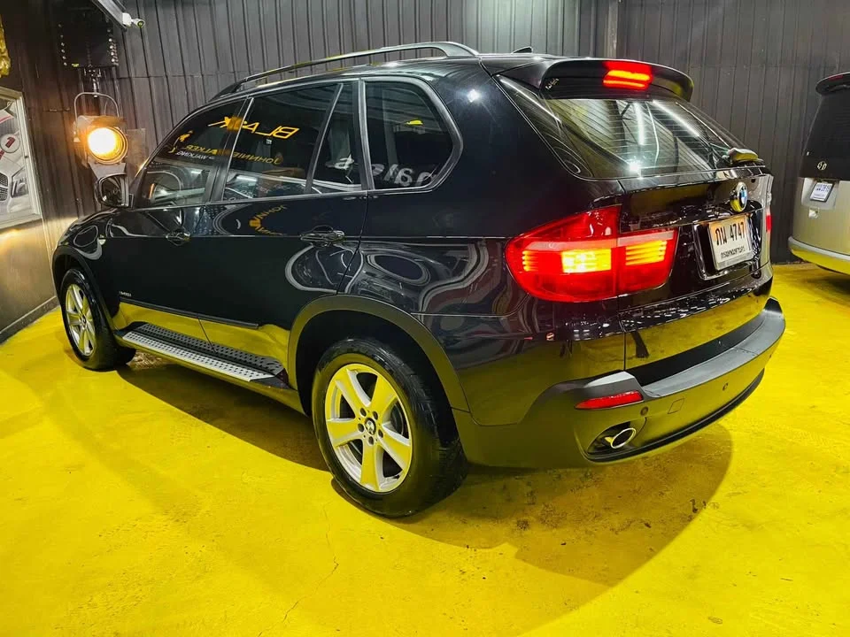 2010 BMW X5 E70 2