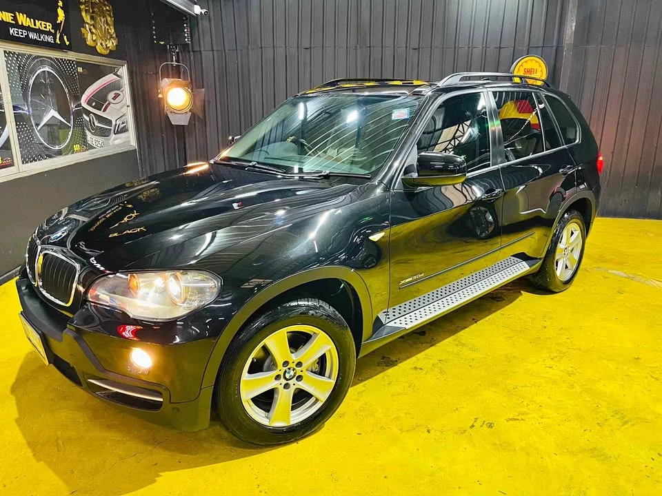 2010 BMW X5 E70 3