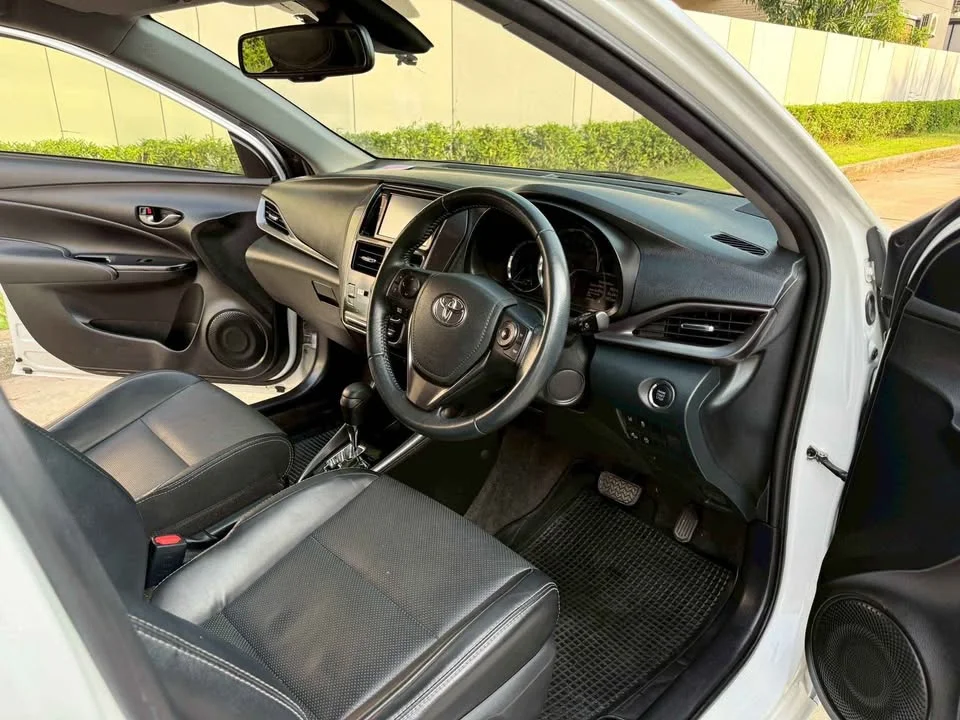 2021 Toyota Yaris ATIV III 3