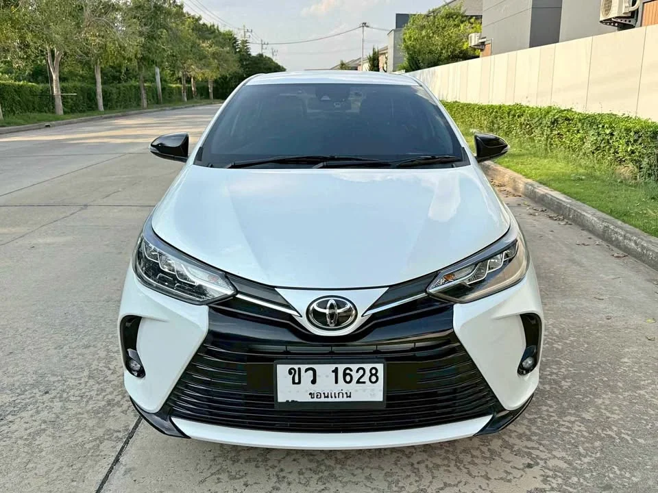 2021 Toyota Yaris ATIV III 2