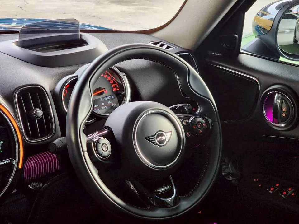 2018 Mini Hatch  III 2