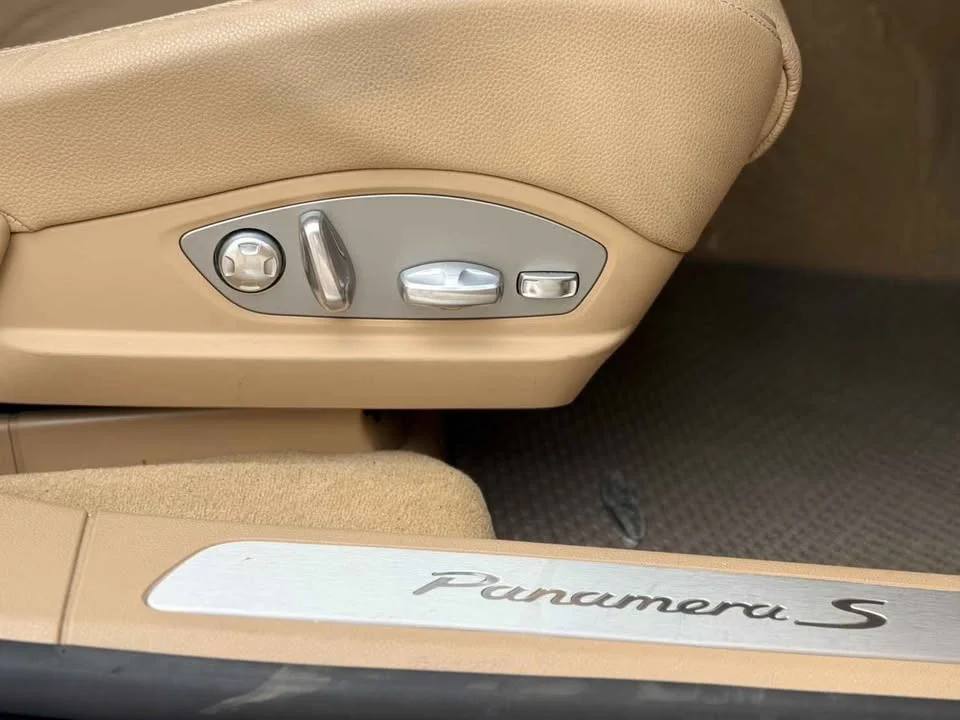 2014 Porsche Panamera I 2
