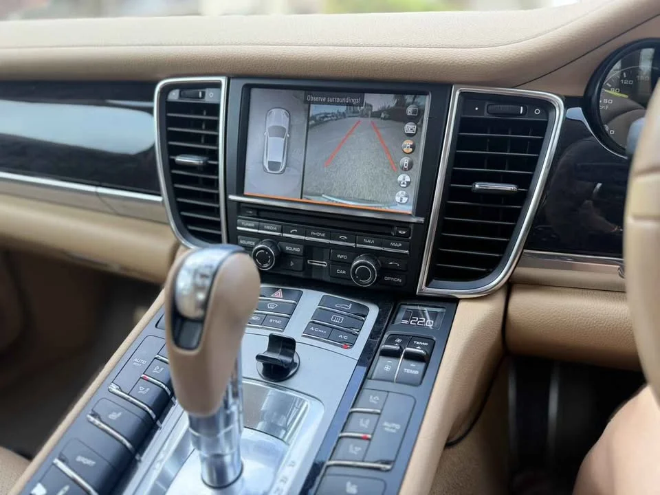 2015 Porsche Panamera I 2