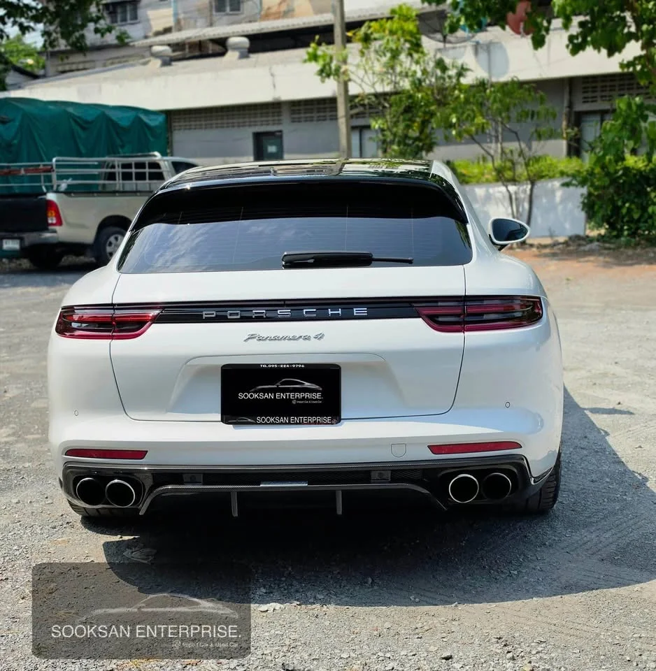 2018 Porsche Panamera II 2