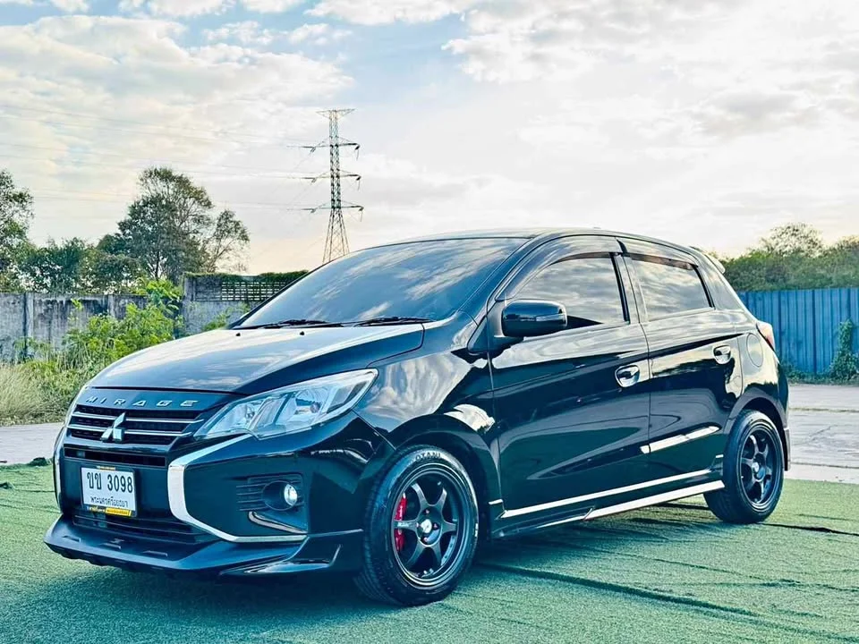 2021 Mitsubishi Mirage VI 3