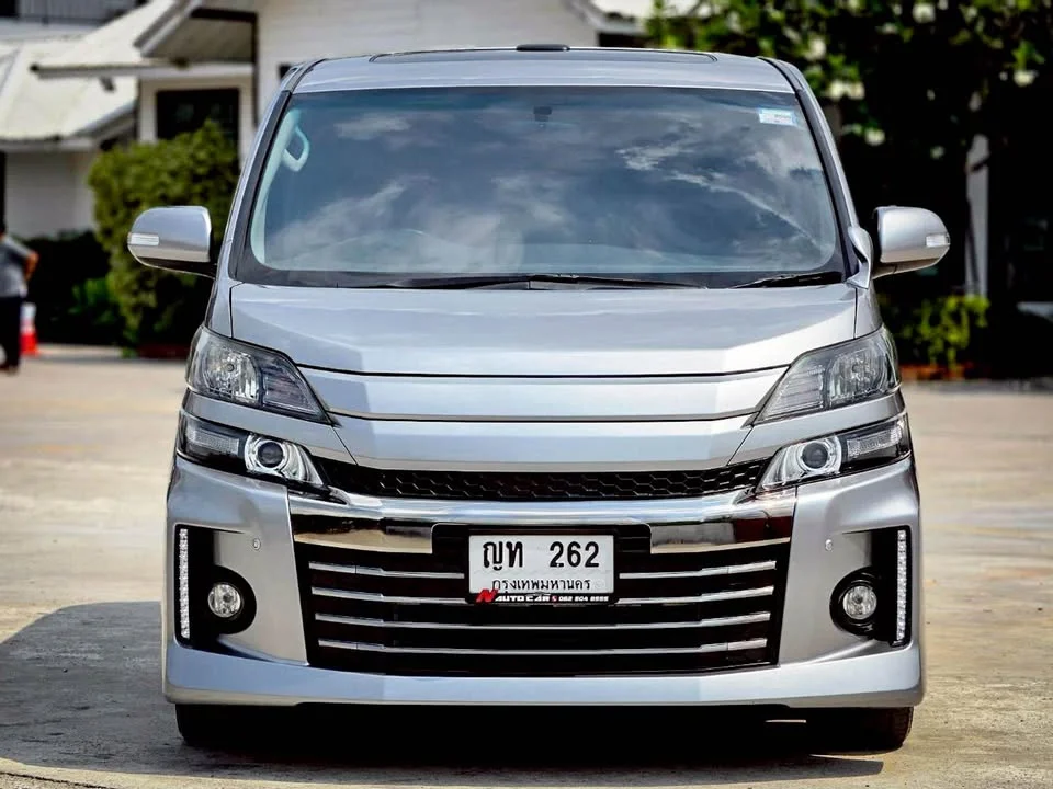 2013 Toyota Alphard, Vellfire II (AH20) 3