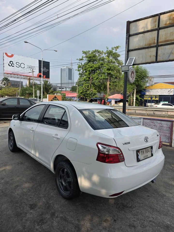 2010 Toyota Vios II 3