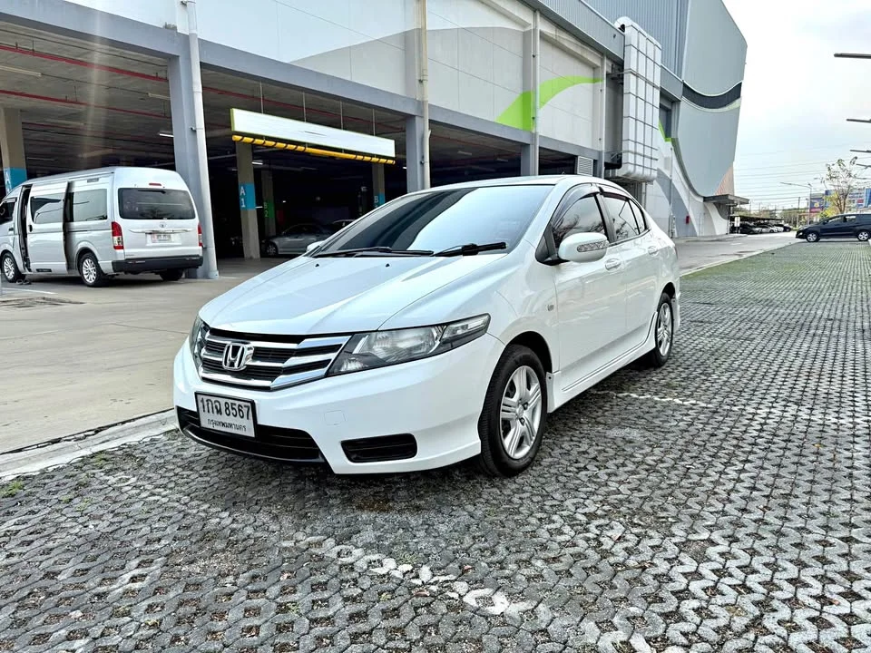 2012 Honda City V 3