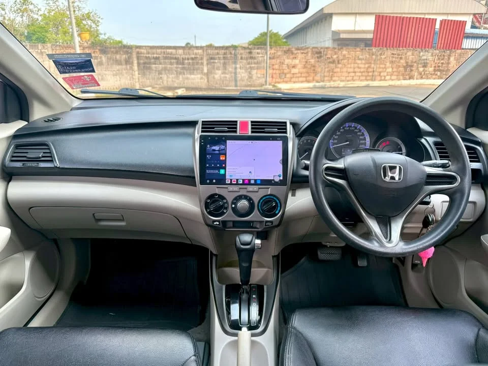2012 Honda City V 3