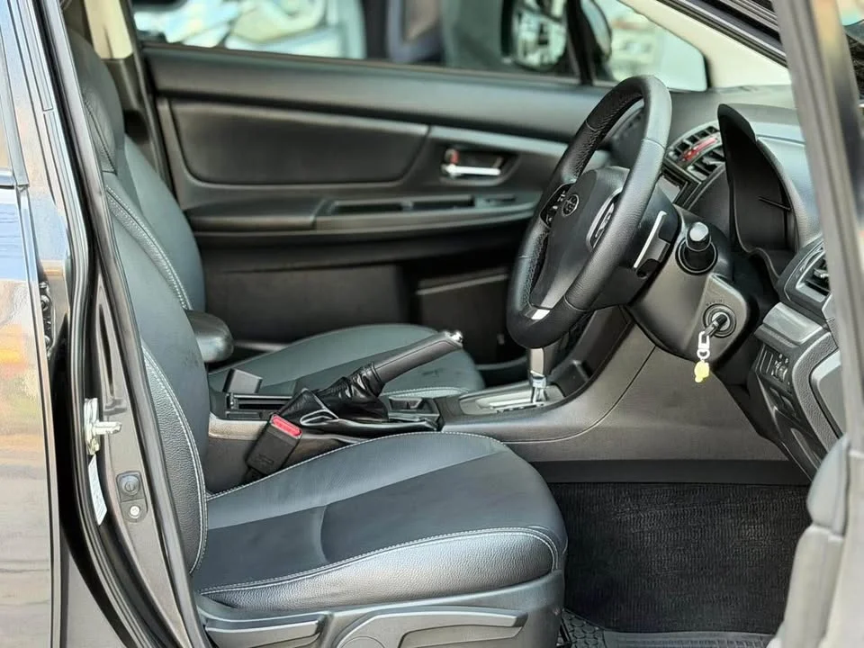 2013 Subaru XV I 2