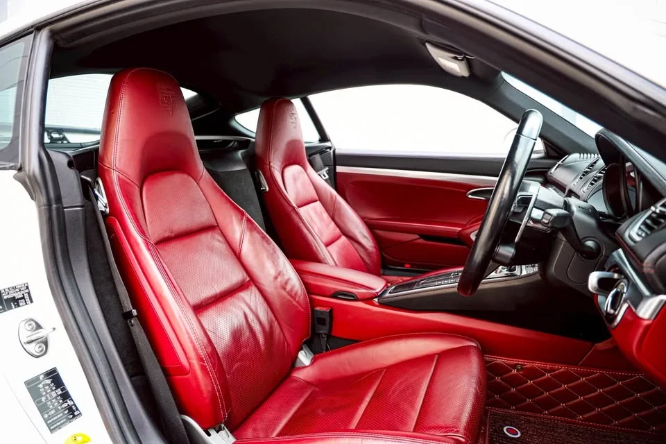 2016 Porsche 718 Boxster and Cayman IV 3