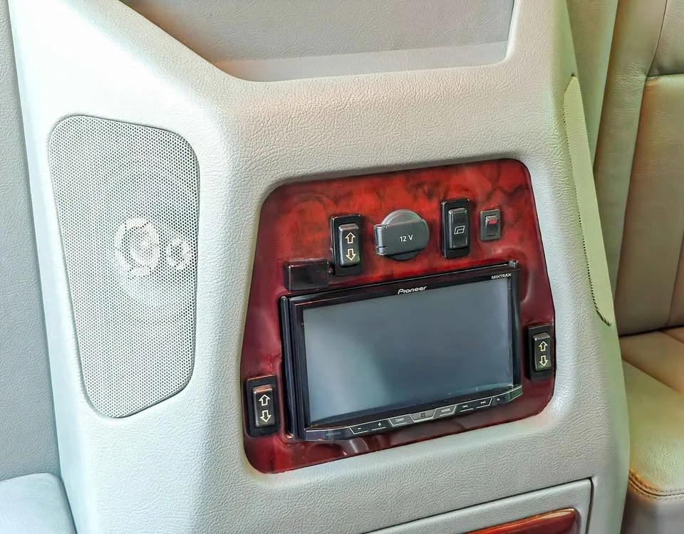2013 Volkswagen Caravelle T5 3
