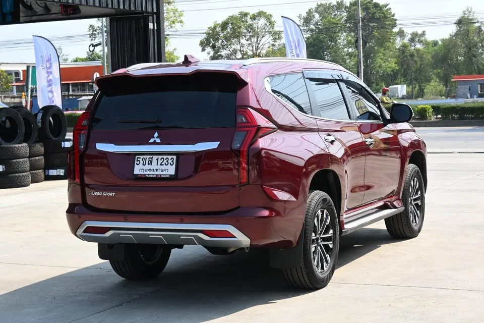 2021 Mitsubishi Pajero Sport III 2