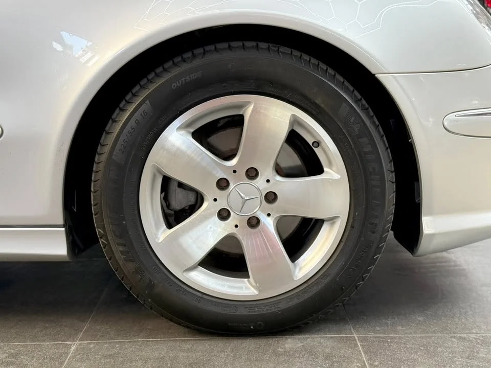 2003 Benz E-Class W211 3