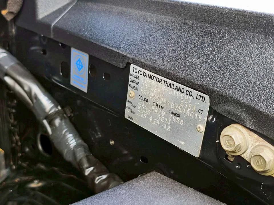 2018 Toyota Hilux VIII 2