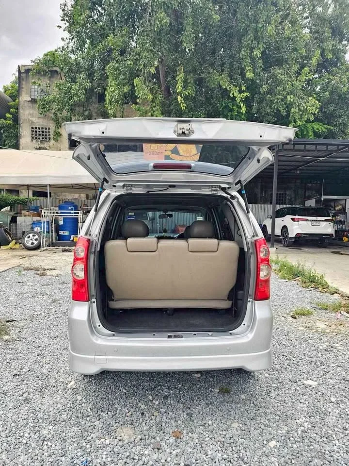 2010 Toyota Avanza I 3