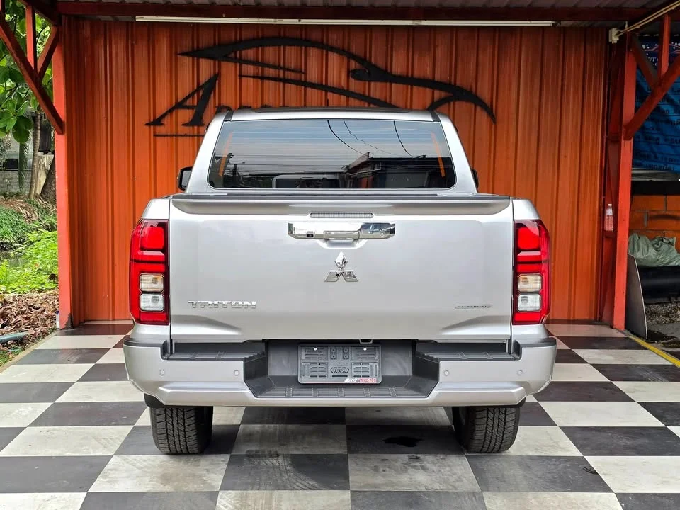 2025 Mitsubishi Triton VI 2