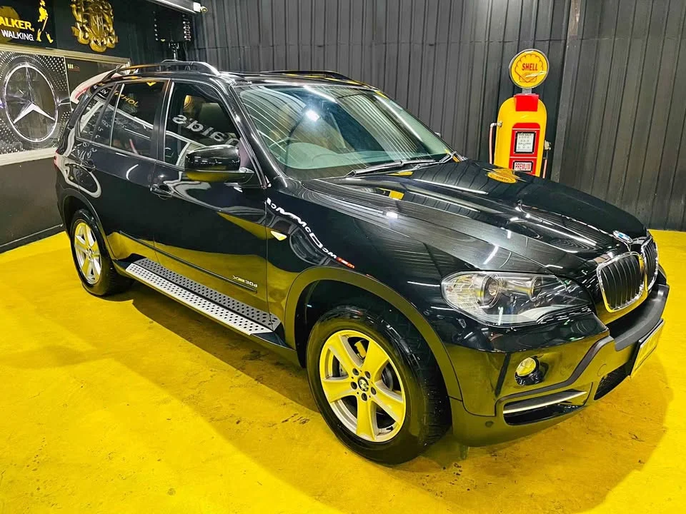 2010 BMW X5 E70 2